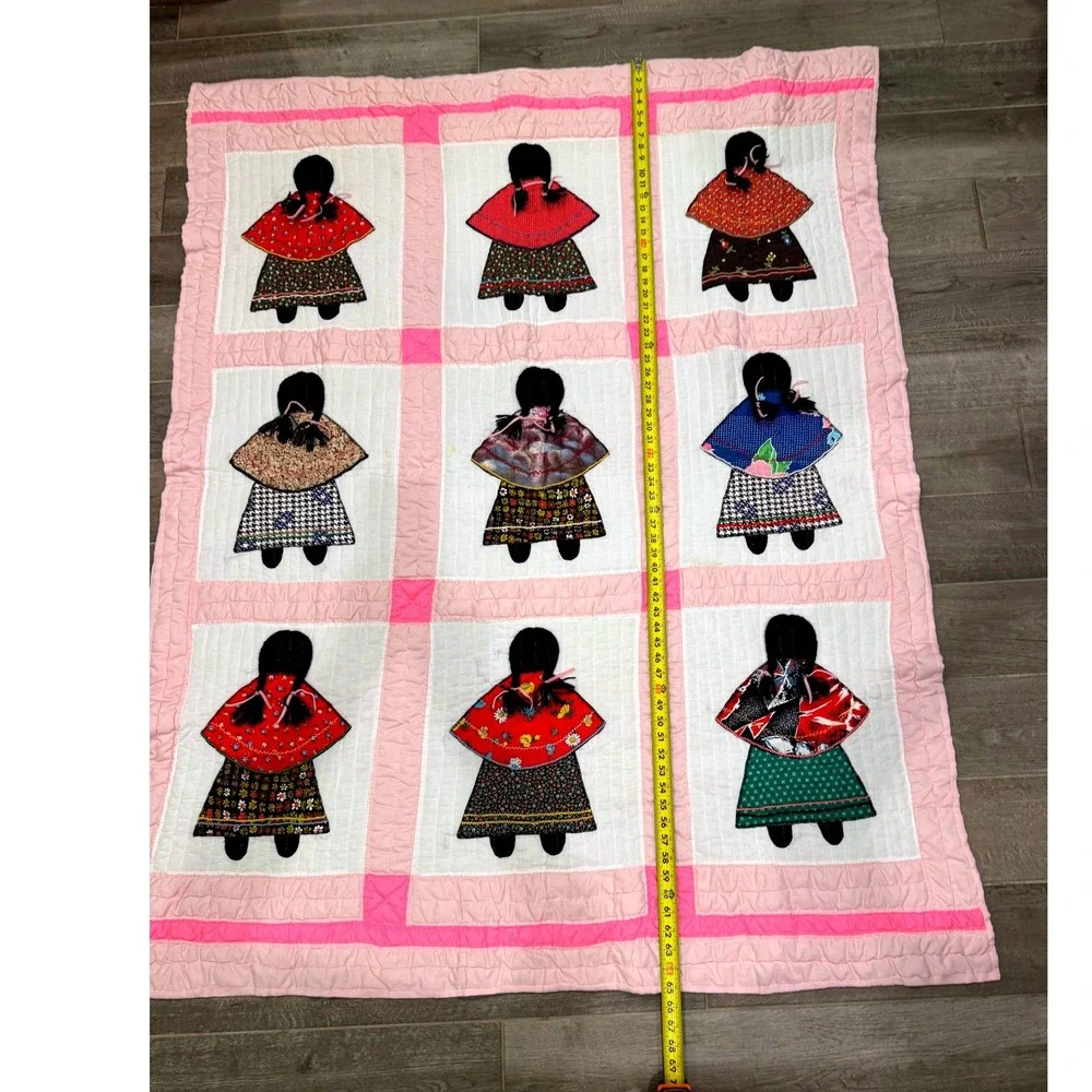 Handmade Sunbonnet Sue Quilt 53x64 Vintage Applique Cottagecore Moveable Braids